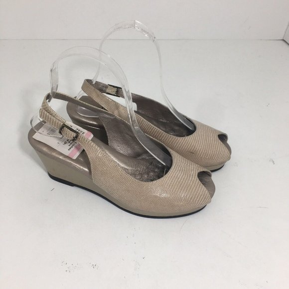 Walking Cradles Natasha Women’s Gold Print Leather Wedge Slingback Heels US 6.5 - Picture 3 of 5